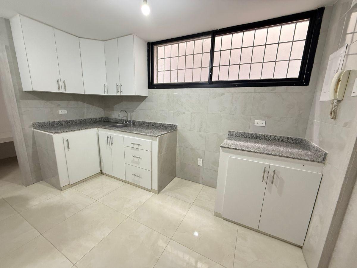 Vendo Departamento Planta Baja en Los Ceibos, Guayas — imagen 10