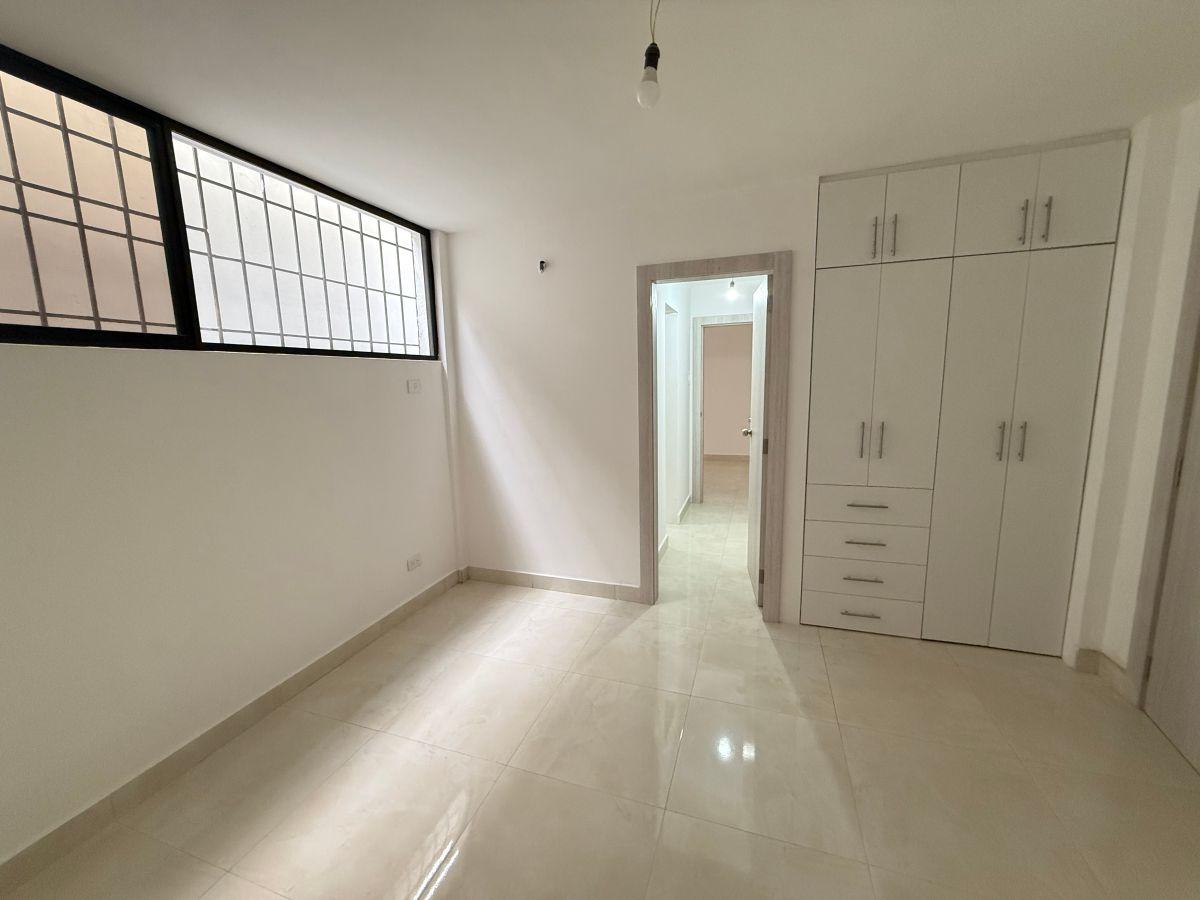Vendo Departamento Planta Baja en Los Ceibos, Guayas — imagen 2