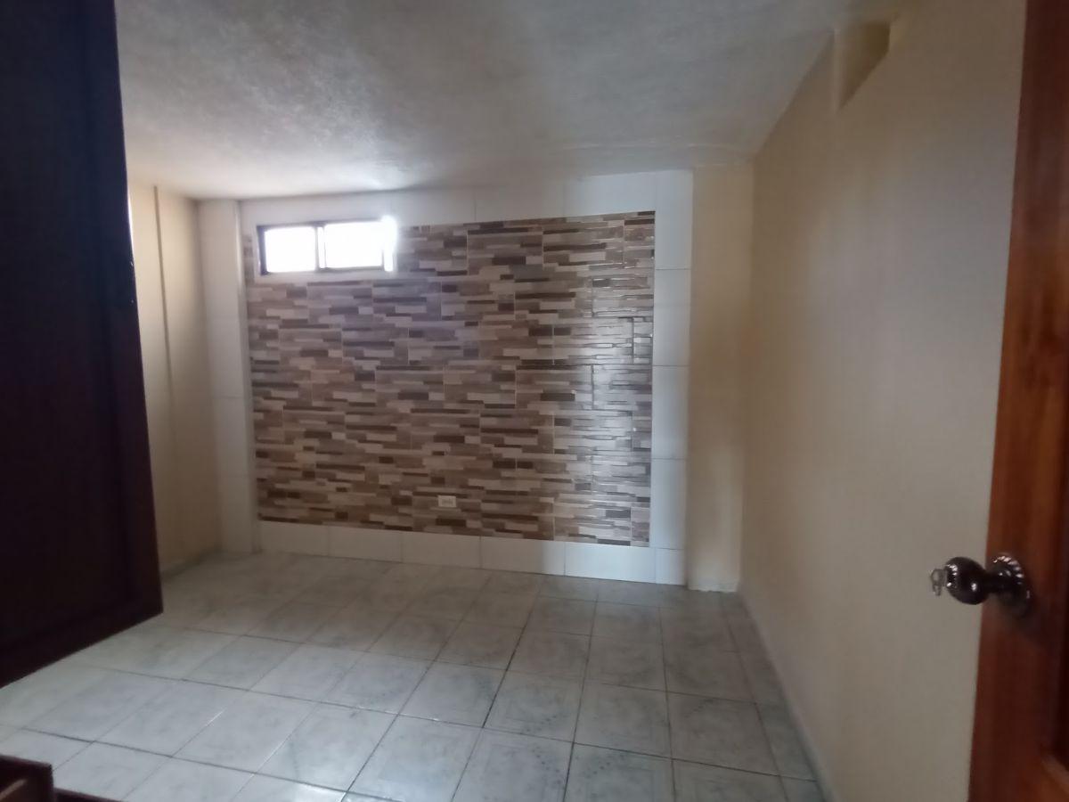 Vendo Casa Rentera de 939 m de Construcción en El Centro Sur de Quito — imagen 8