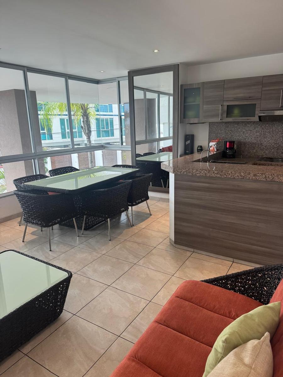 "Departamento con Parqueo y Bodega en Condominio Ibiza – Salinas, 3 Dorm. Vista Al Mar" — imagen 7