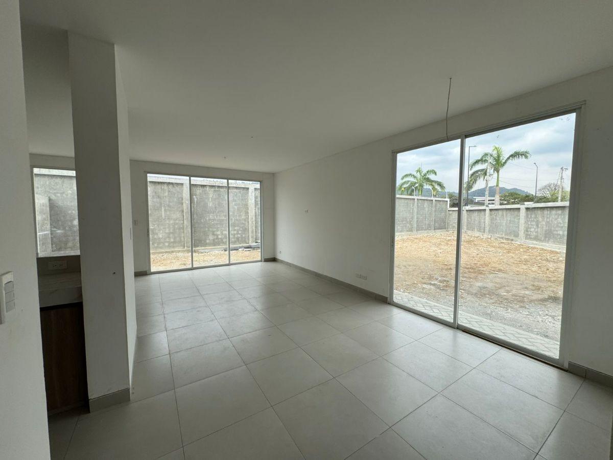 Casa de Estreno, 5 Dorm. en Vía a La Costa, Alba del Bosque, Guayas — imagen 9