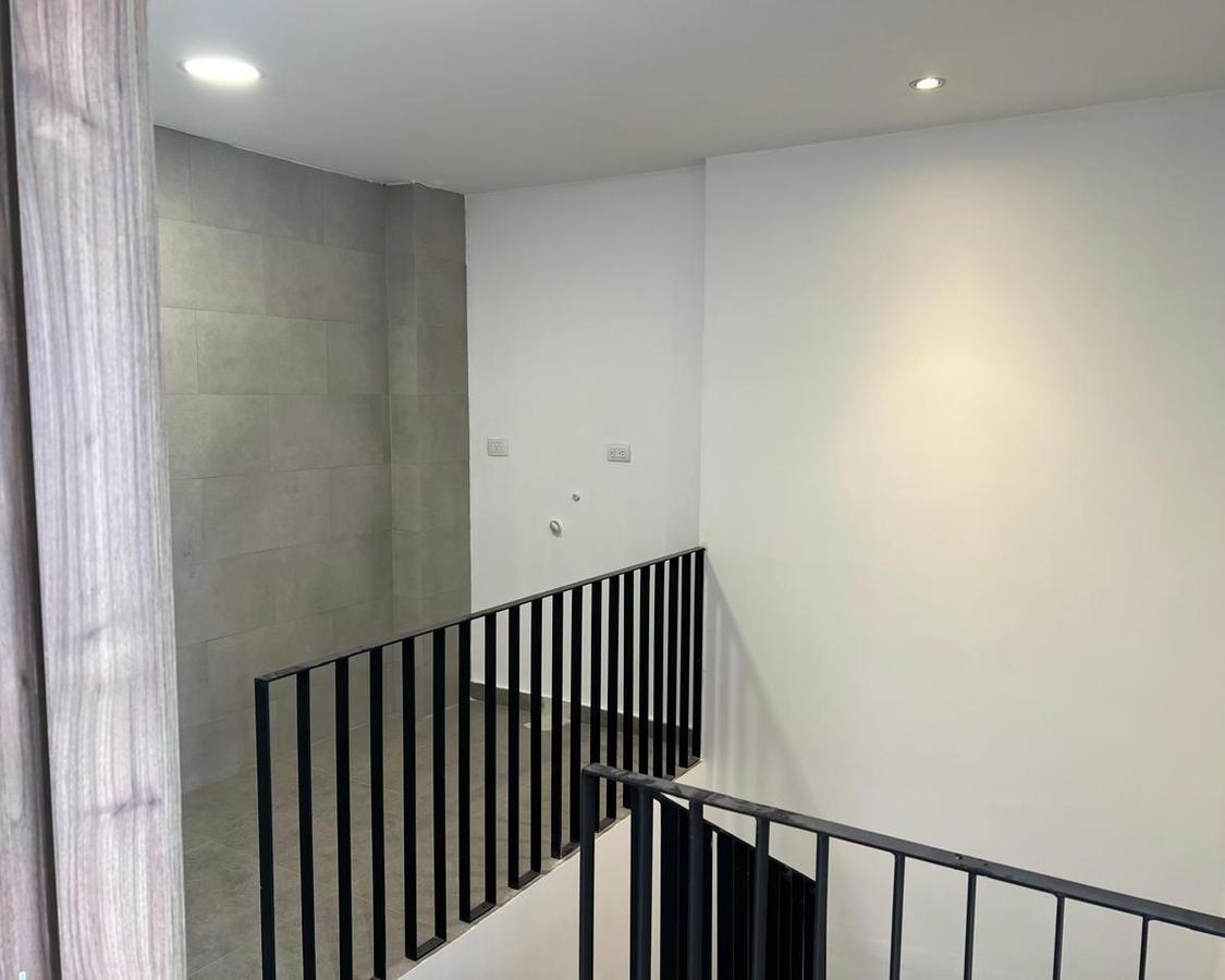Duplex Tres Dorm. - Cuenca, Azuay — imagen 10