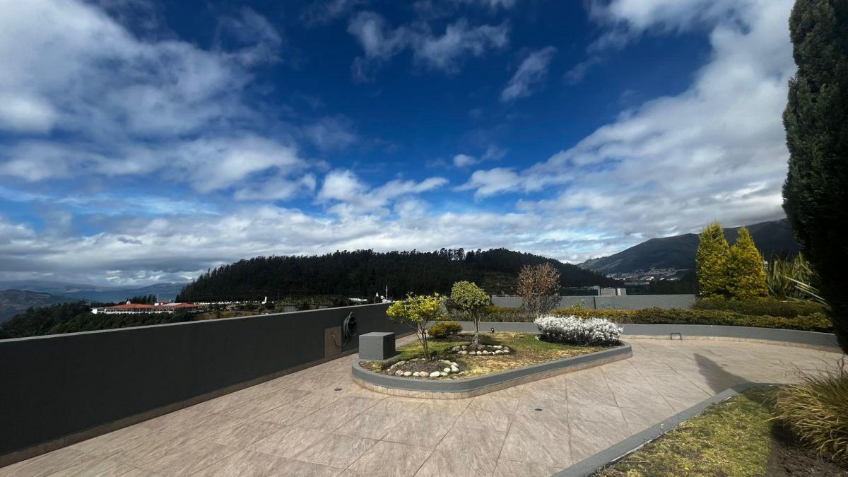 Urb Lomas de Monteserrín Venta Dpto $214.000 - 141 m² - 3 Dorm. con Vista Panorámica — imagen 4