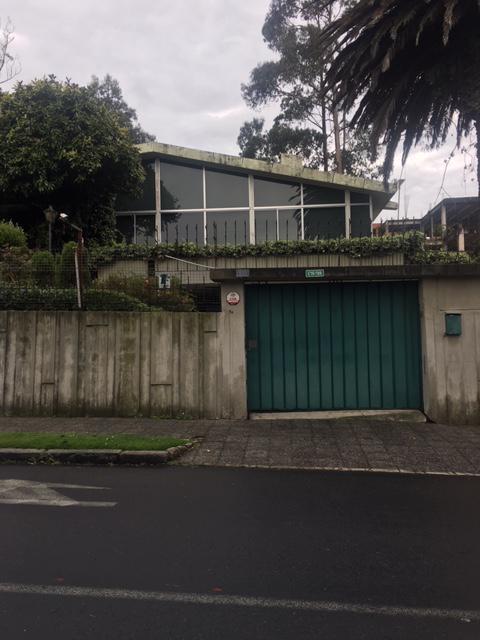 Venta de Terreno con Casa en La Quiteño Libre — imagen 9