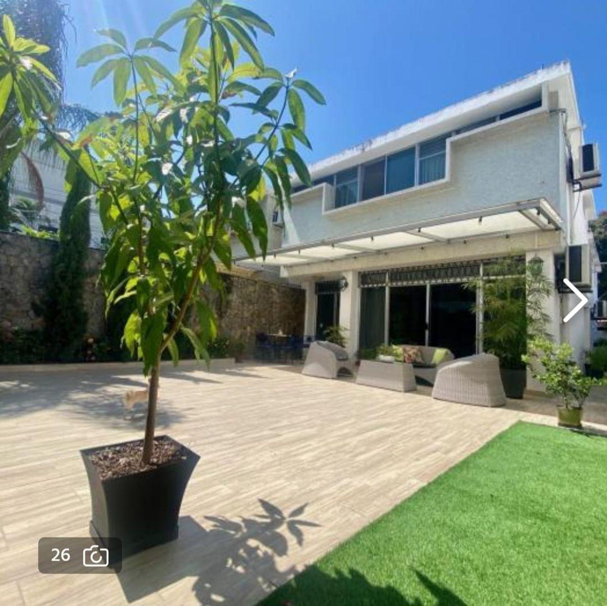 Casa en Venta de 5 Habitaciones en Los Ceibos - N. Dorado, Guayas — imagen 9