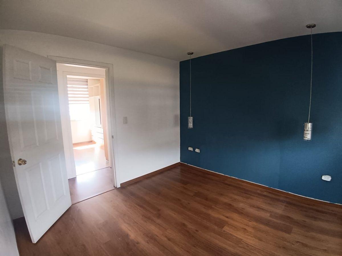 Venta de Dpto con Balcon sector Plataforma Gubernamental Sur — imagen 2