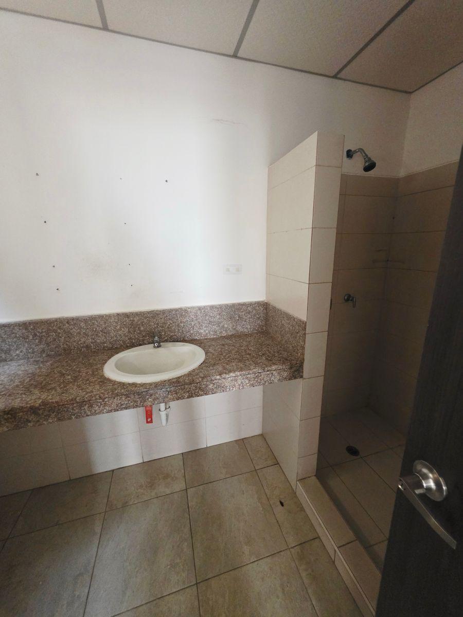 Casa en Venta - La Joya - Etapa Oro - Av Leon Febres Cordero, Guayas — imagen 5
