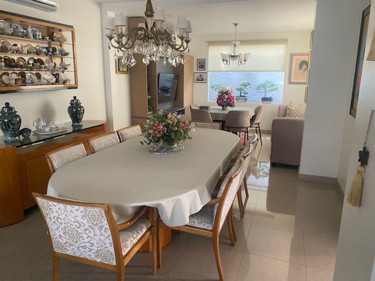 Linda Casita de 3 Dorm. con Muy Buenos Acabados, Parqueo, Cuarto de Servicio, Guayas — imagen 5