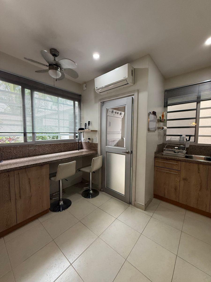 En Venta Casa Impecable en Los Primeros Kms de Sámborondon, Guayas — imagen 4