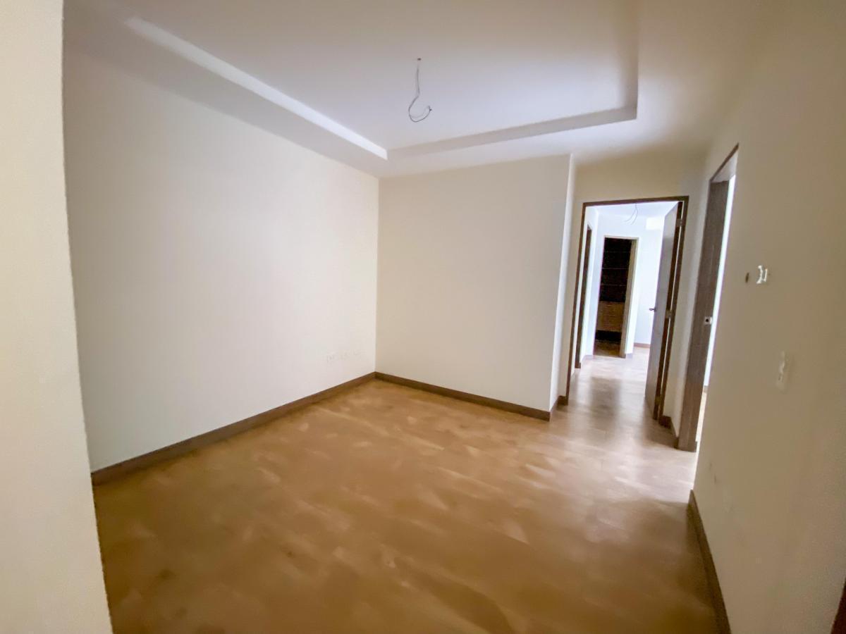 Departamento en Venta Sector La Paz Terraza Privada y Patio — imagen 7