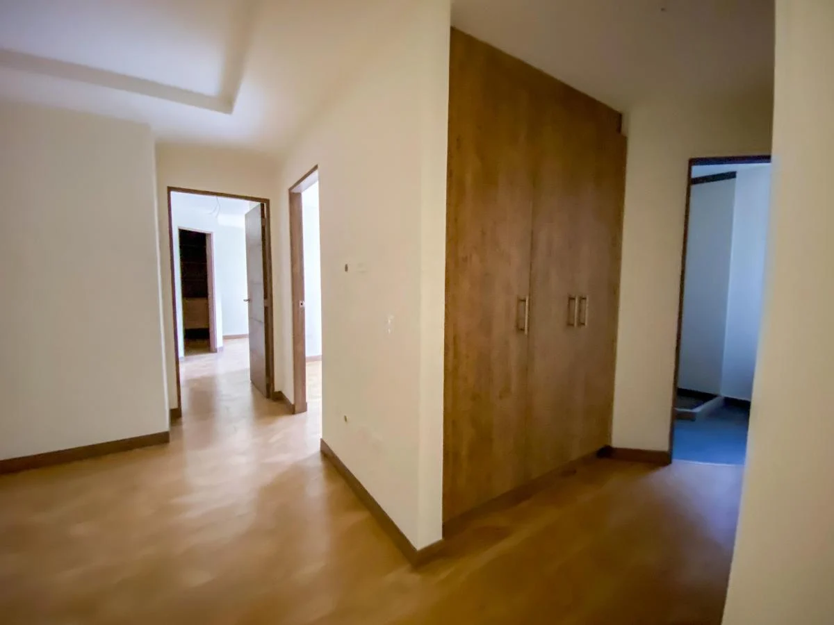 Departamento en Venta Sector La Paz Terraza Privada y Patio — imagen 6