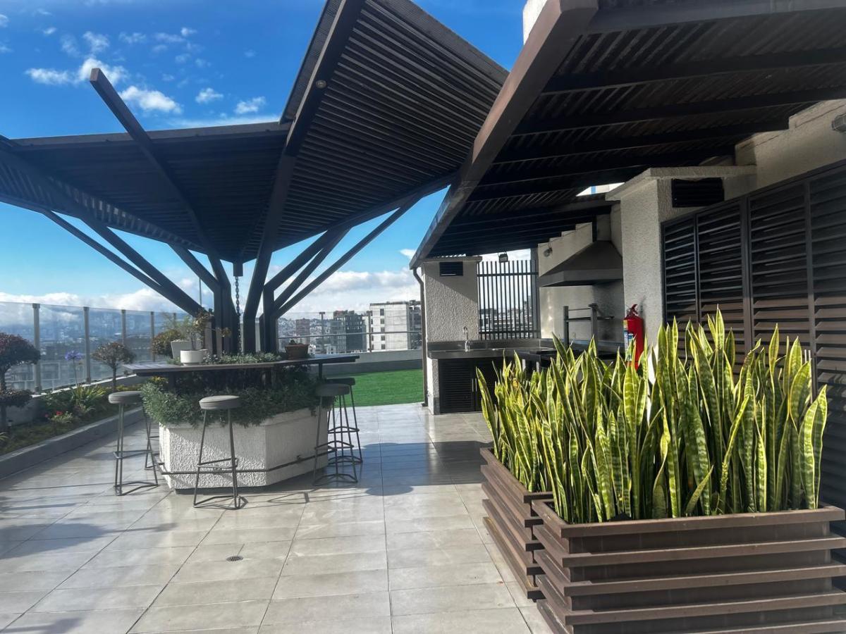 De Venta Exclusivo Departamento en Bosmediano y 6 de Diciembre — imagen 9