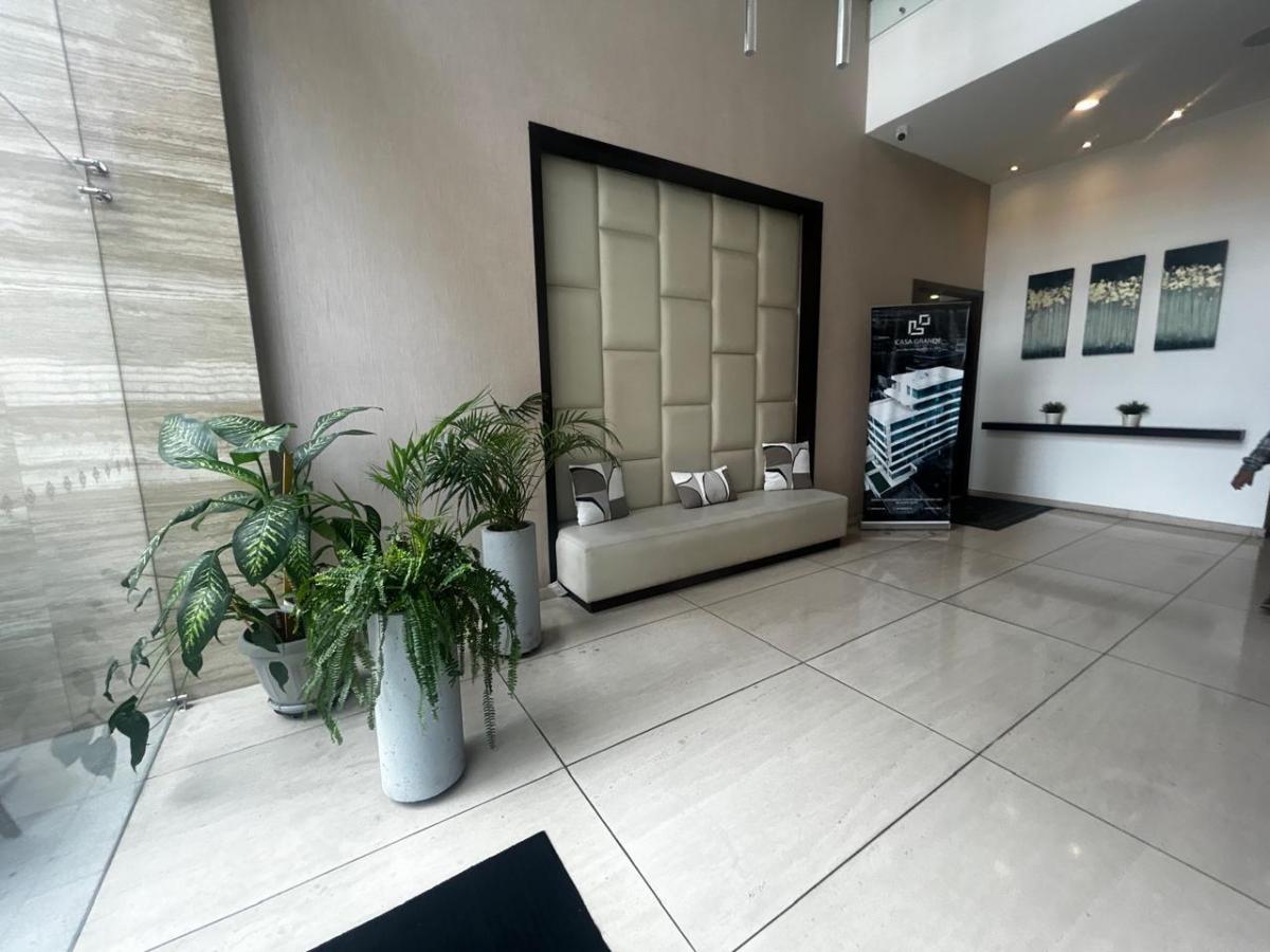 De Venta Exclusivo Departamento en Bosmediano y 6 de Diciembre — imagen 7