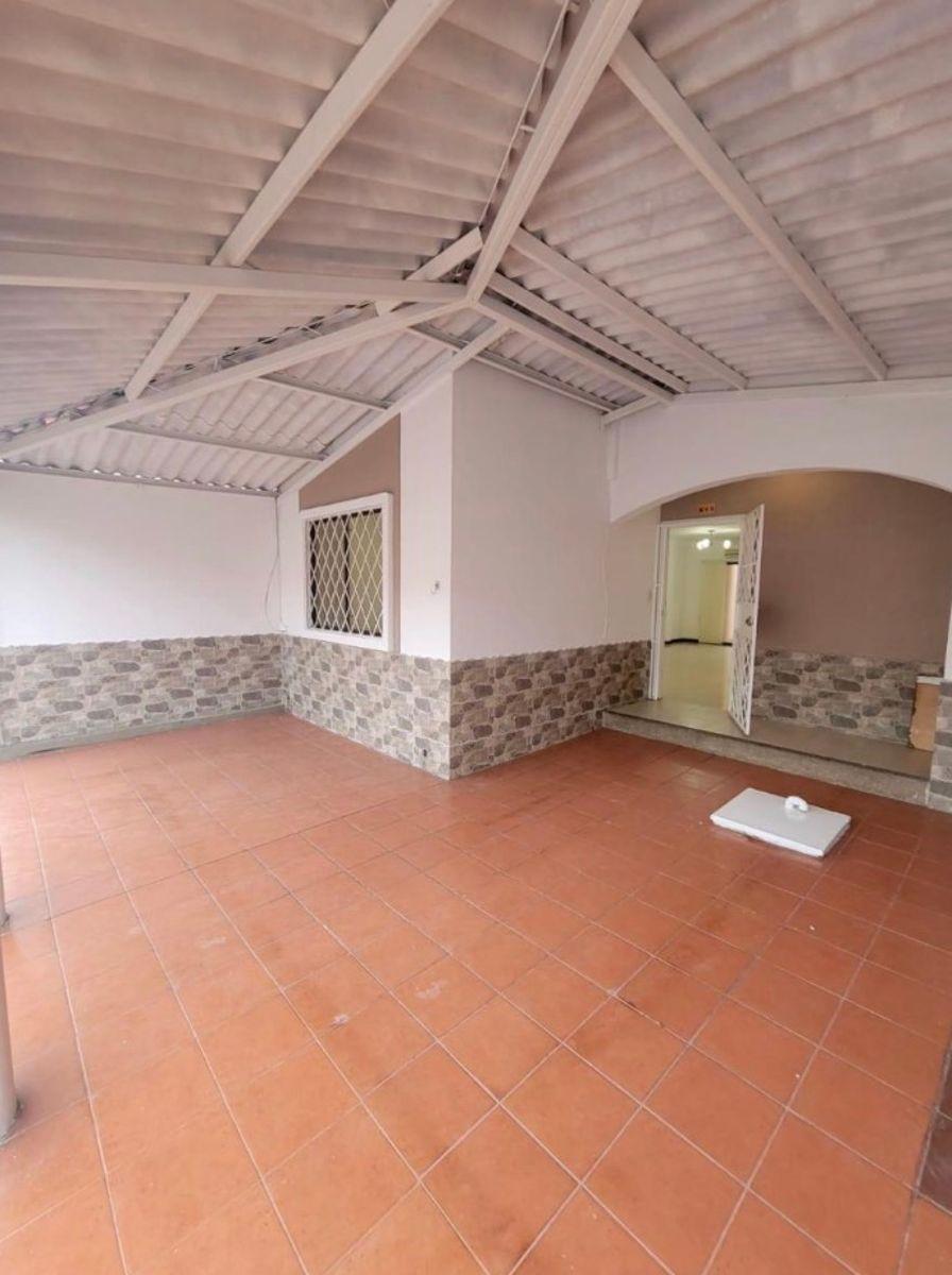 En Venta Amplia y Hermosa Casa en Villa Club, Via a Samborondon, Guayas — imagen 5