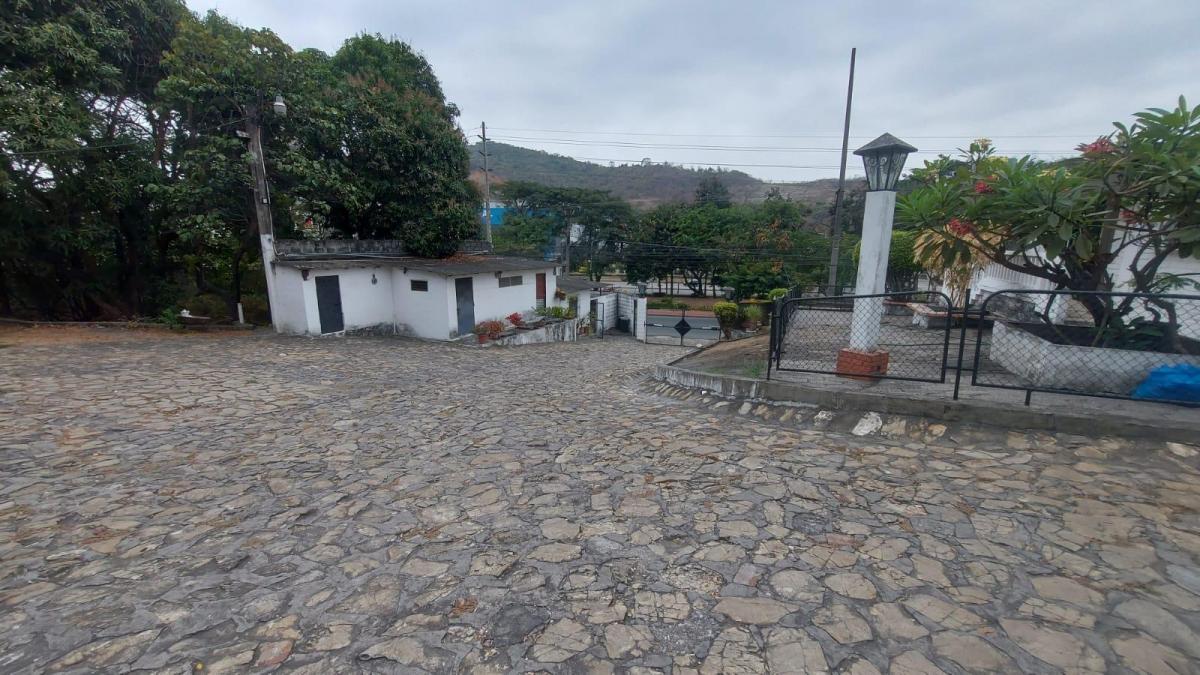 Venta de Propiedad Comercial Esquinera en Av del Bombero, Guayas — imagen 6