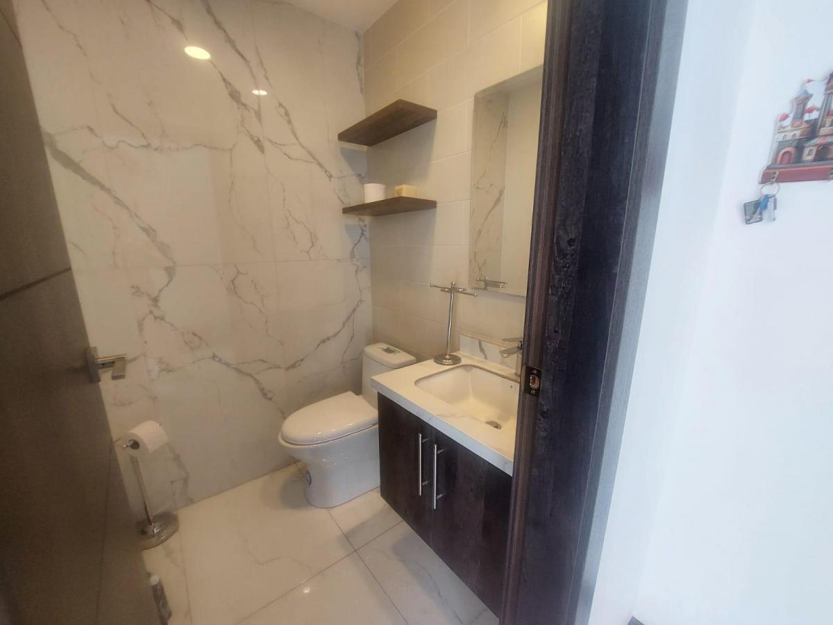 Gonzalez Suarez en Venta Suite con Balcon — imagen 8