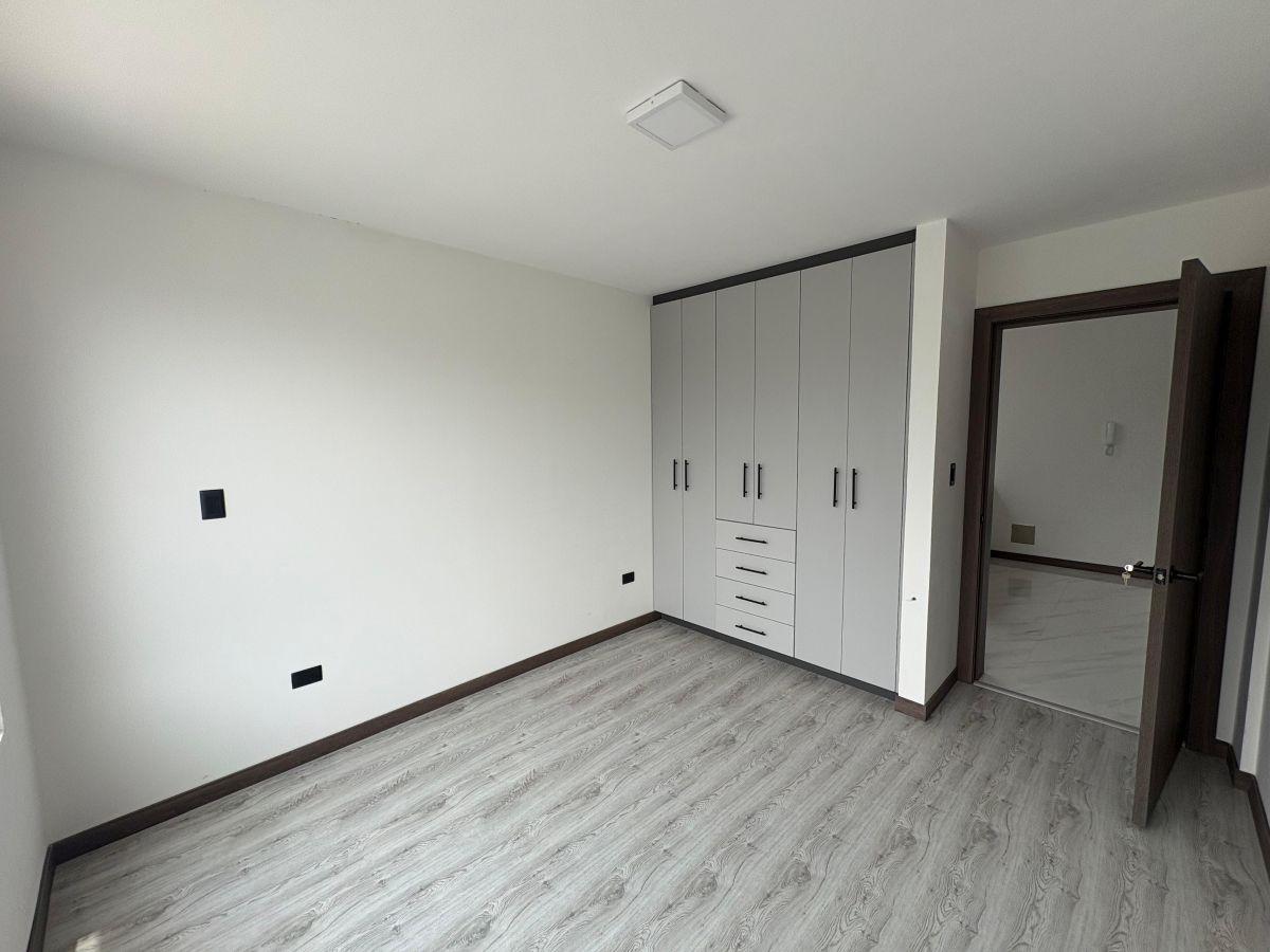 Venta Casa Moderna en Pomasqui– Urb. Camino a La Luna | Se — imagen 2