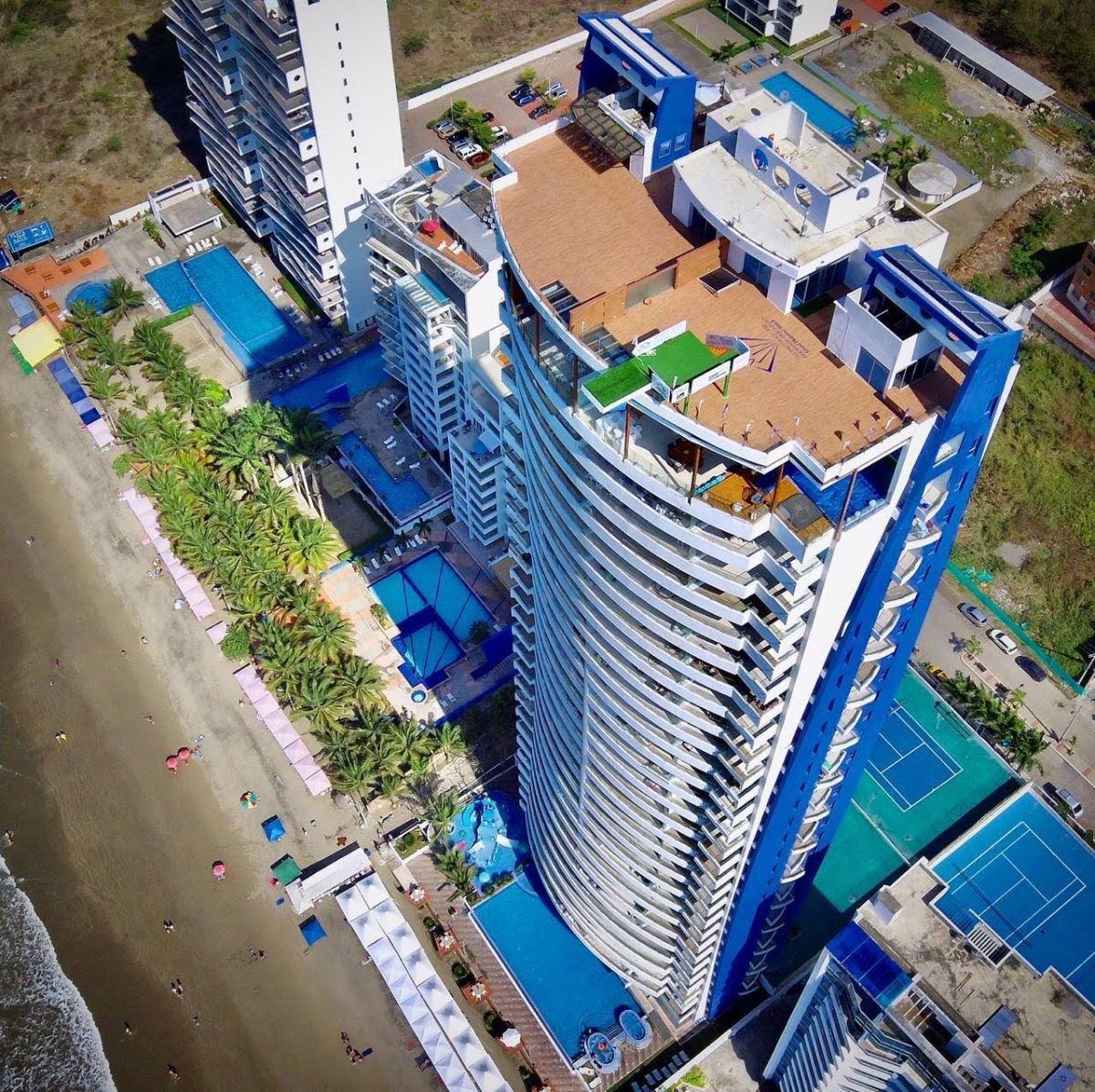 Vendo Departamento con Hermosa Vista Piso 22 Grand Diamond Beach Tonsupa 2 Dormi, Balcón 2 Baños — imagen 10