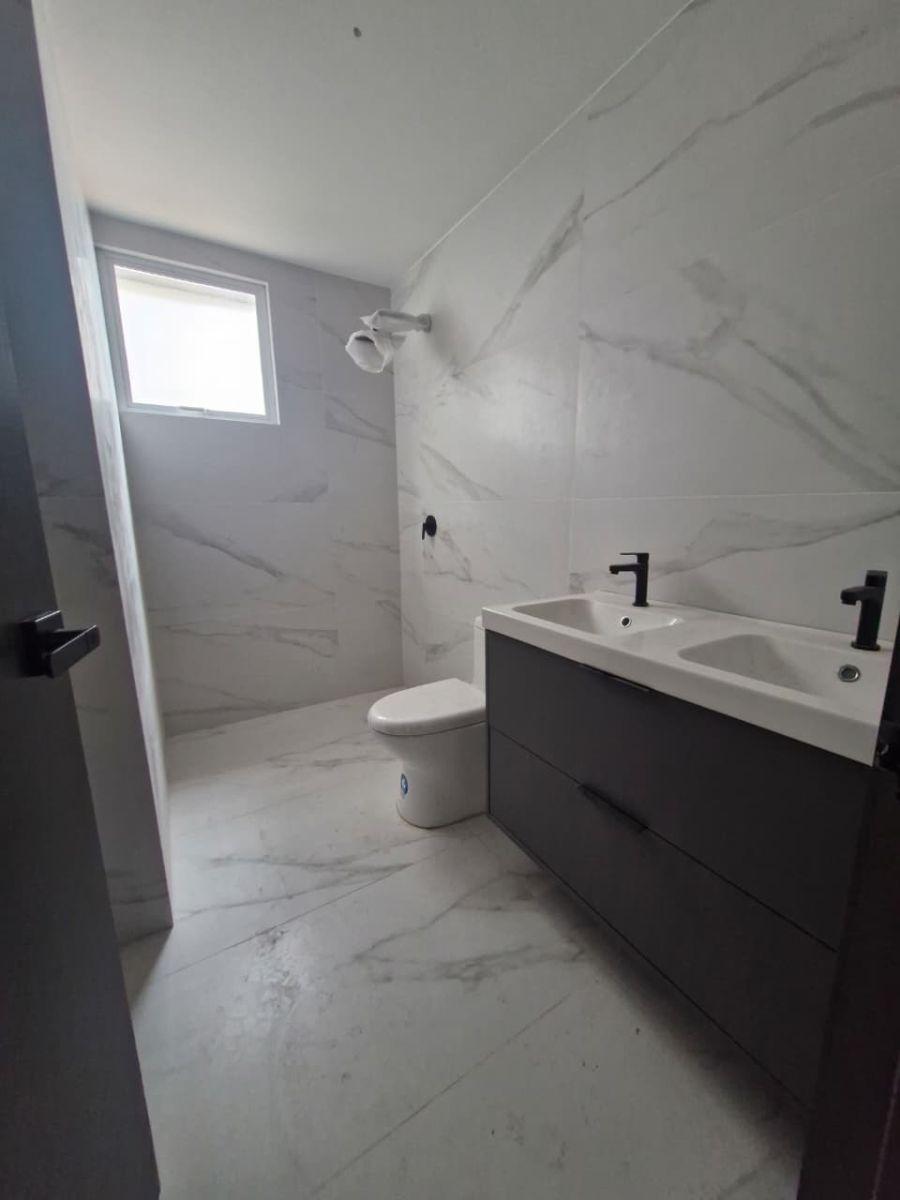 Departamento de 114 m² con 2 Habitaciones en Venta, González Suárez — imagen 3