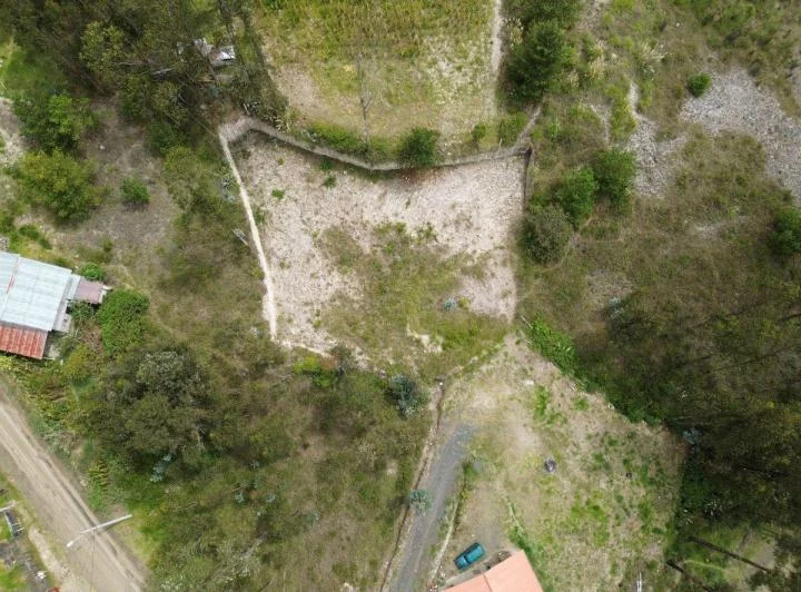 Terreno en Venta – Sector El Calvario, Déleg — imagen 1