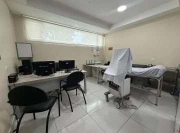 Centro Médico en Venta – Solanda – Perfecto Para Operación Inmediata — imagen 2