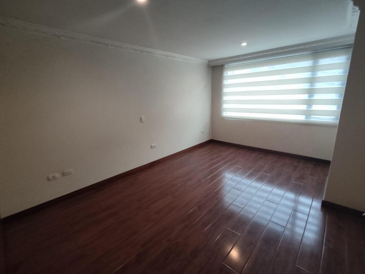C/ El Bosque, Departamento de 135 m² en Venta, La Mejor Vista de La Ciudad — imagen 2
