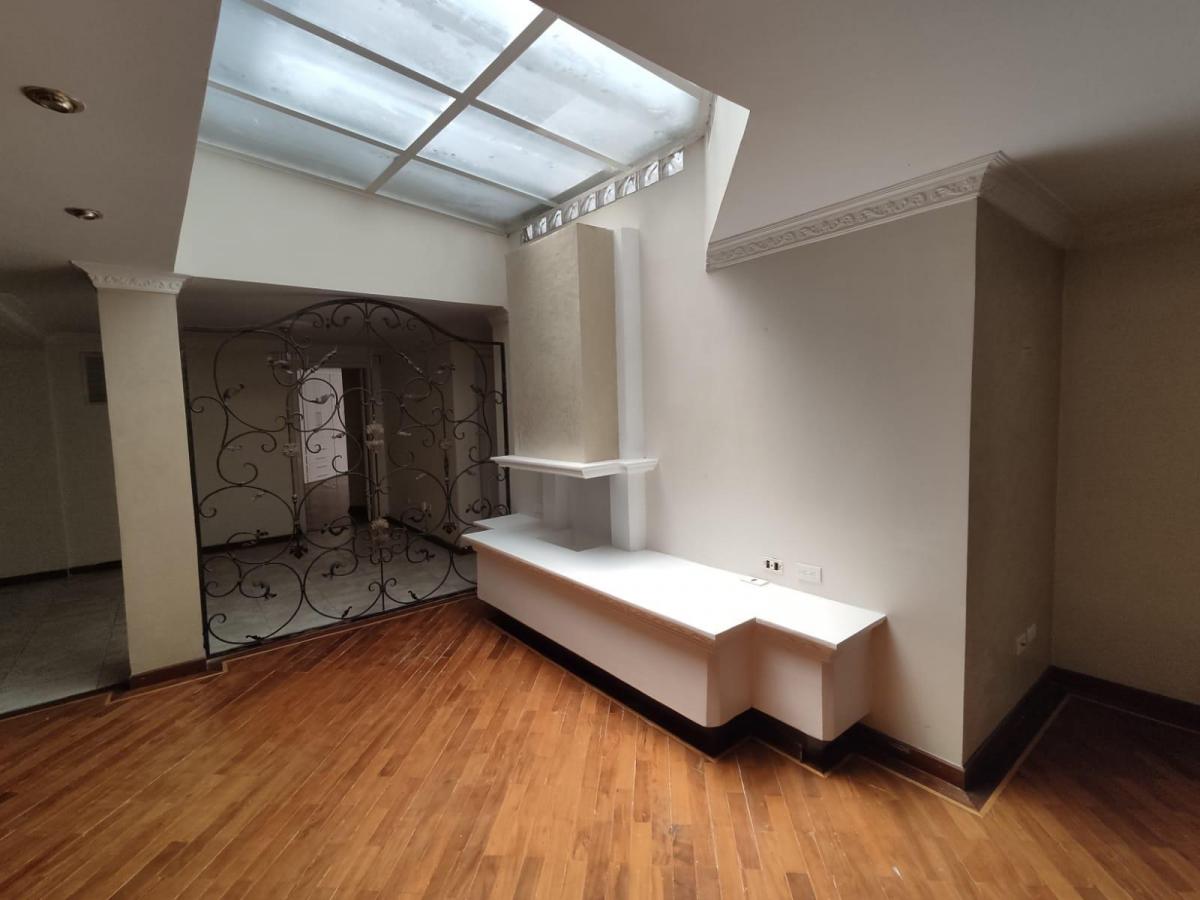 C/ Eloy Alfaro y Granados, Departamento de 298 m² en Venta, de Oportunidad — imagen 7