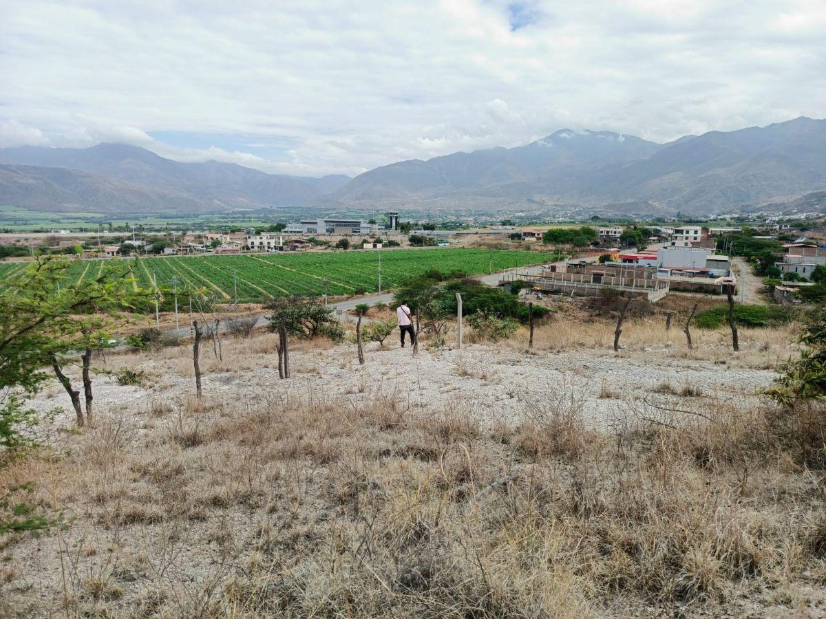 Venta de Hermoso Terreno en Catamayo, Loja, Ecuador Frente Al Aeropuerto — imagen 10