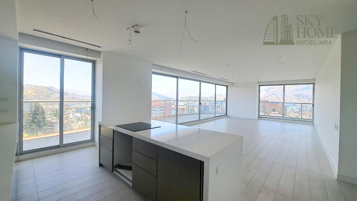 Departamento de Lujo en Yoo Quito | Terraza 61 m² + Vista 180° | González Suárez — imagen 9