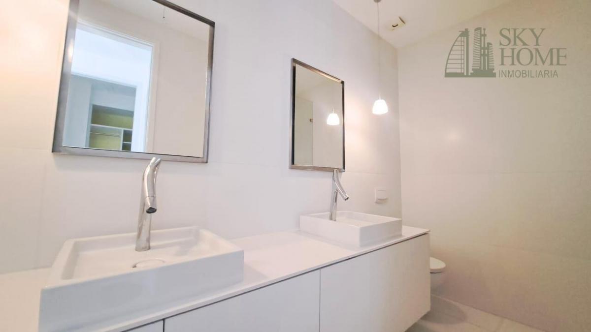 Departamento de Lujo en Yoo Quito | Terraza 61 m² + Vista 180° | González Suárez — imagen 4