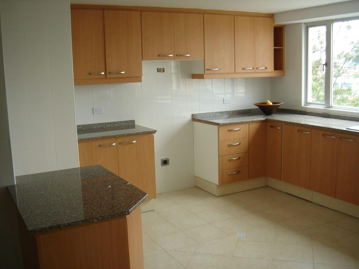 Venta de Apartamento en Monteserrin Cerca del Colegio Liceo Internacional. Provincia de Pichincha — imagen 8