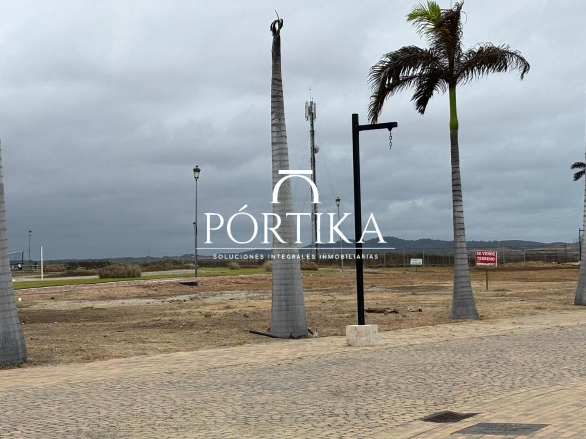 Venta de Terreno Vista a La Laguna - Karibao - Playas Engabao, Guayas — imagen 9