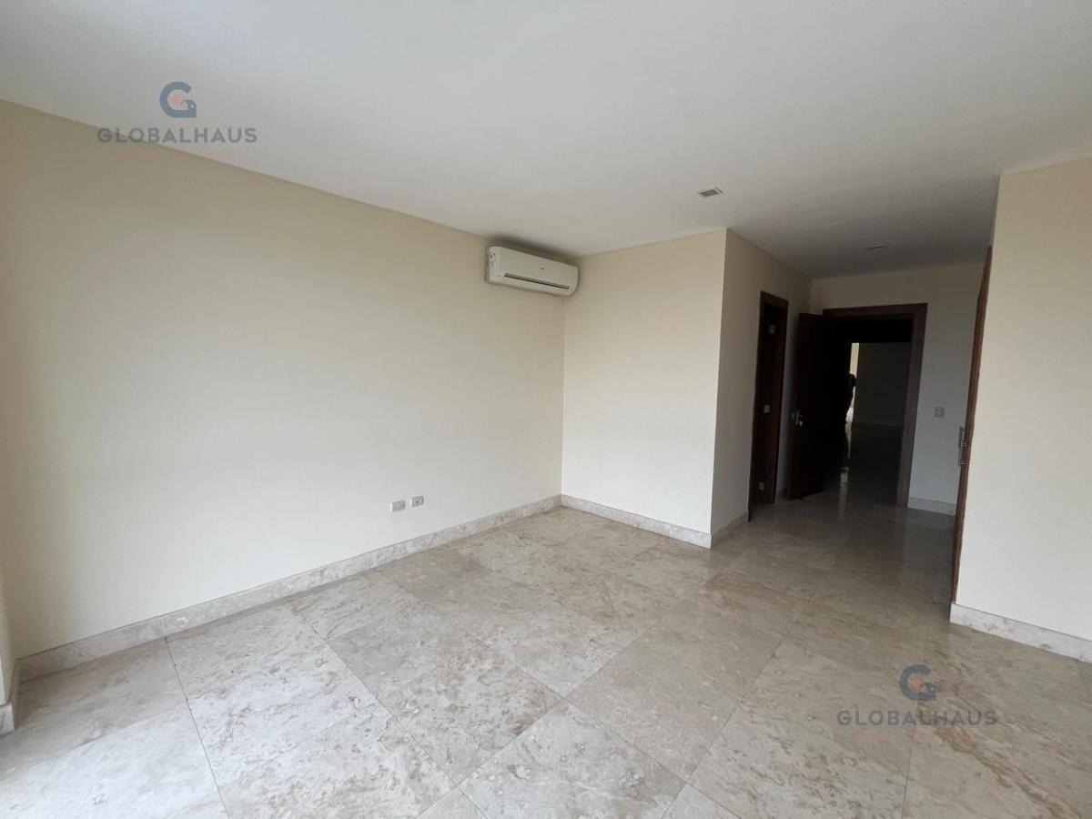 Venta de Departamento con 3 Habitaciones en Urb. Guayaquil Tenis m. H. Guayas — imagen 5