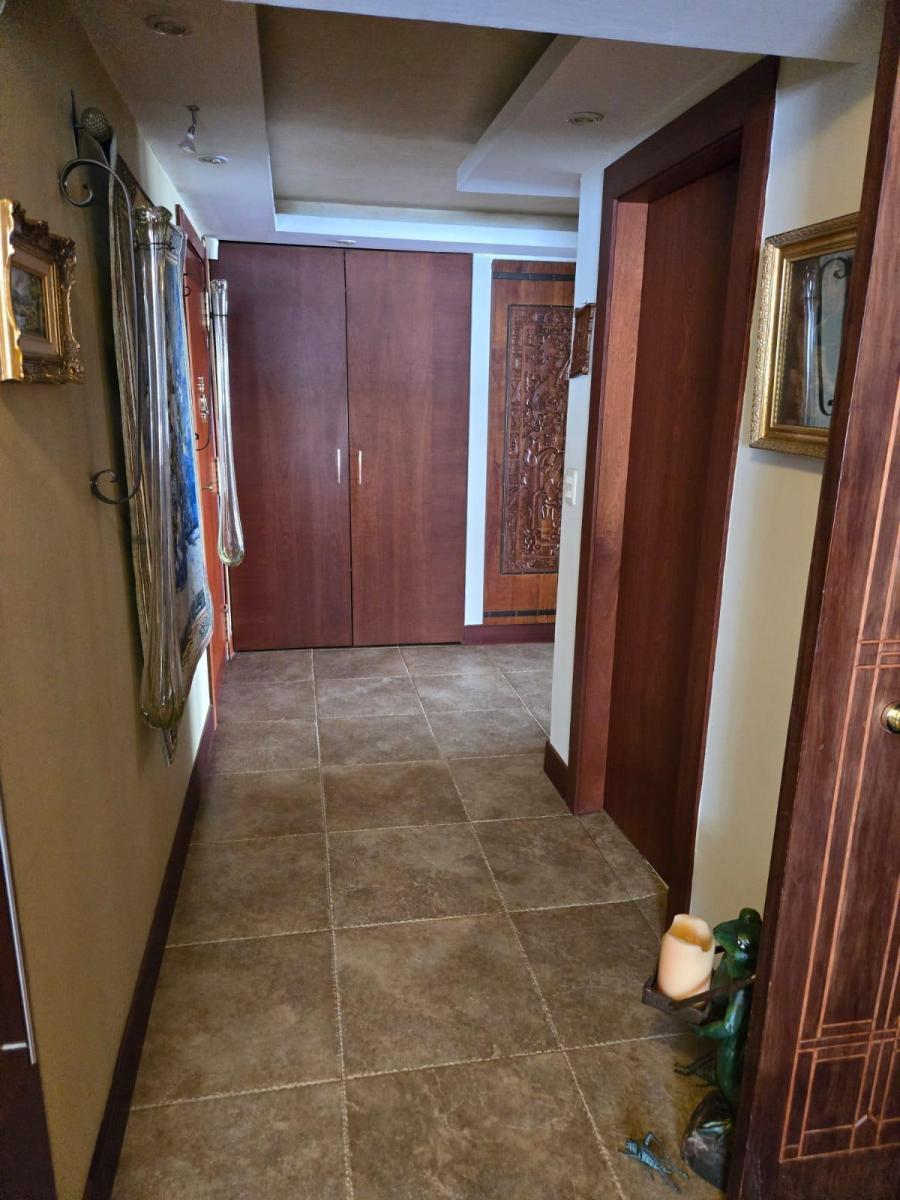 González Suárez Venta Departamento, Vista $240.000 — imagen 5