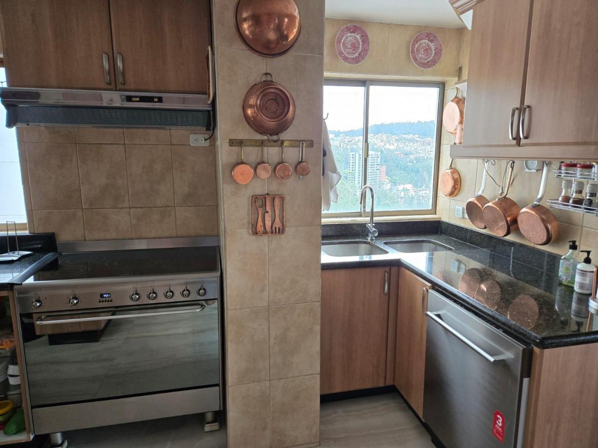 González Suárez Venta Departamento, Vista $240.000 — imagen 2