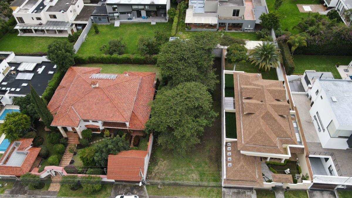 Terreno de 504 m² en Venta en Cumbayá - Urbanización Pillagua — imagen 2