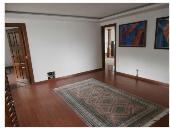 Quito Sector El Bosque Pent House de Venta Remodelado Negociable — imagen 2