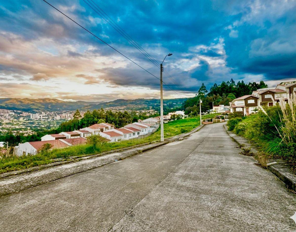 Terrenos en Venta en Rayoloma en $38.000, Azuay — imagen 4