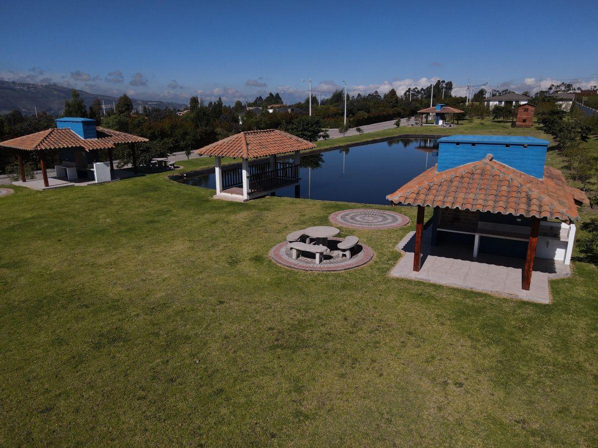 En Venta Lotes de Terreno Dentro de Urbanizacion de Lujo – Tabacundo — imagen 2