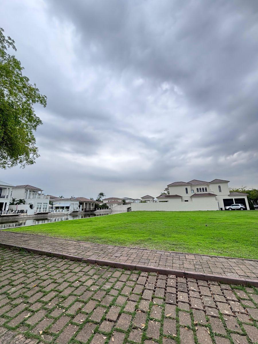 Plaza Lagos, Terreno en Venta 1033 m² Etapa Delago, Frente Al Parque, Guayas — imagen 7