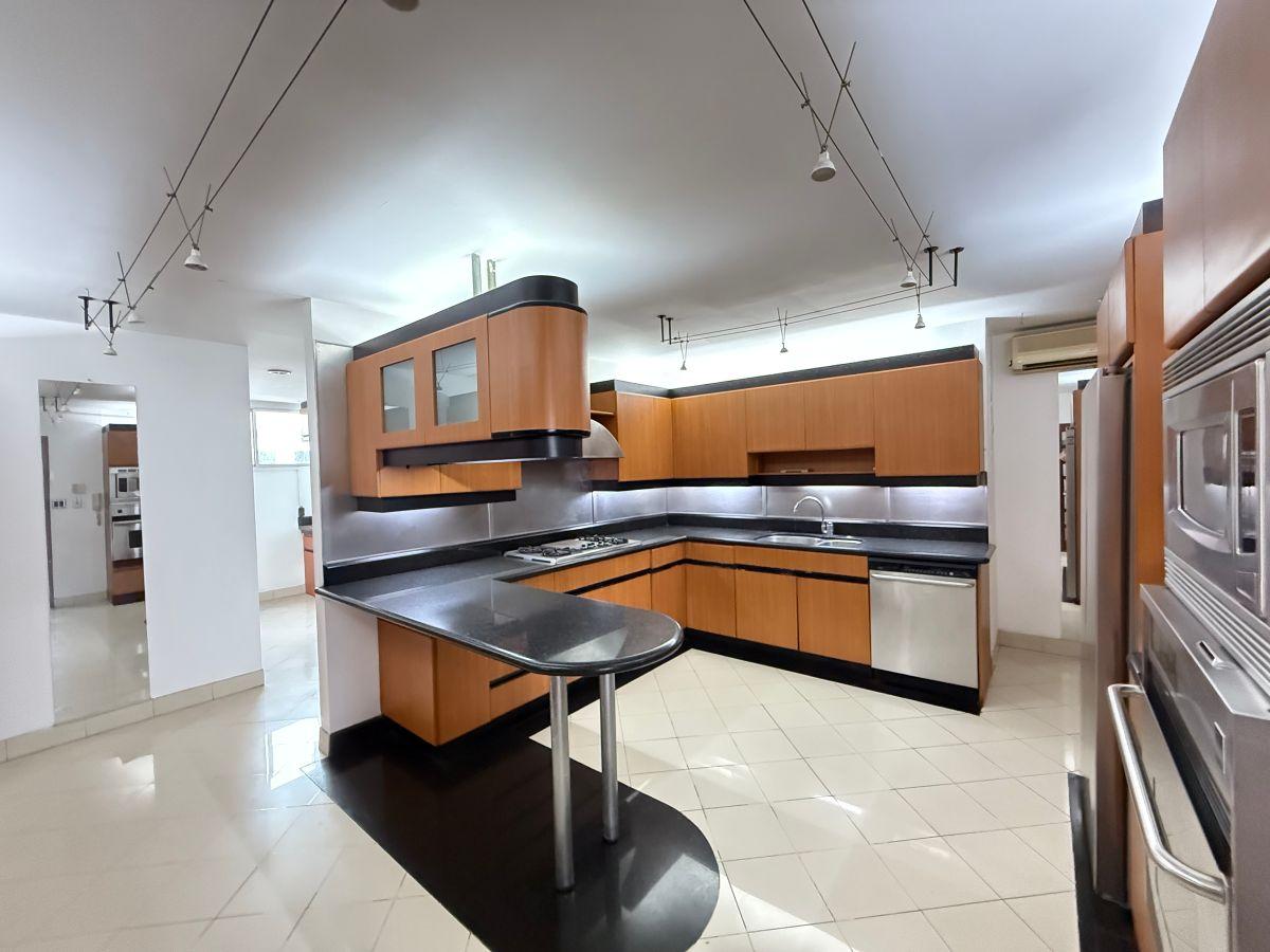 Vendo Departamento en Zona Ceibos, Guayas — imagen 9