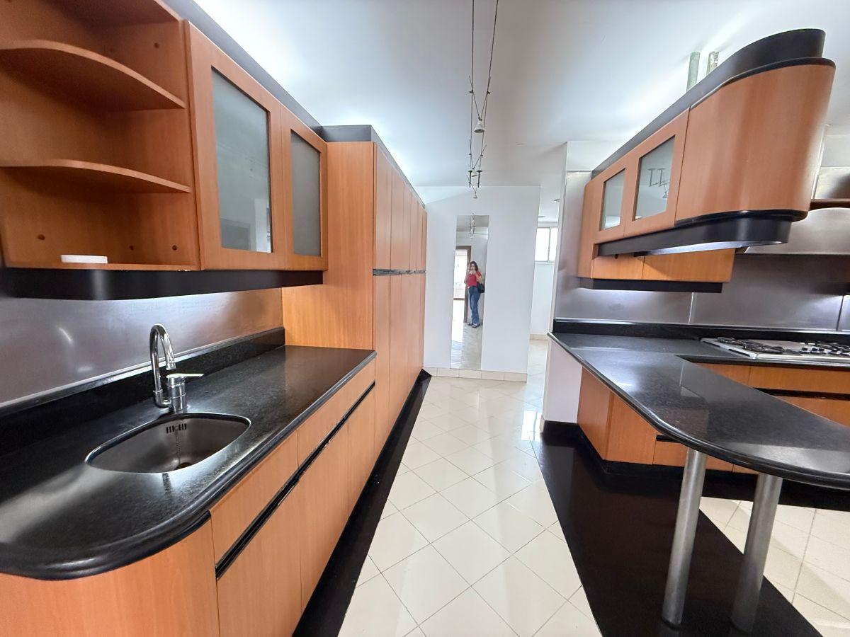 Vendo Departamento en Zona Ceibos, Guayas — imagen 7