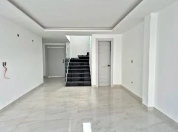 Venta de Casa en La Urbanización Mallorca Village, Vía Samborondón - Salitre. Guayas — imagen 3