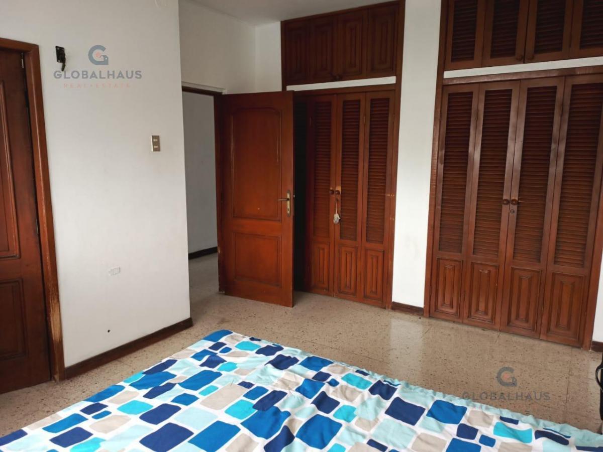 Venta de Departamento en Sur de Guayaquil, Urb. La Saiba, 5 Habitaciones. L. B. Guayas — imagen 5