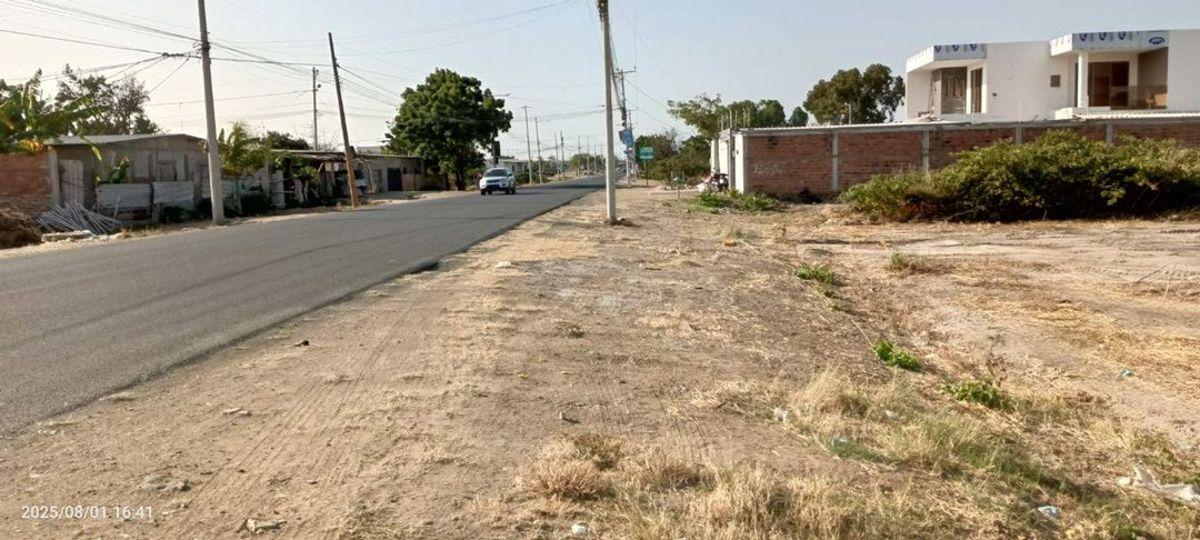 Terreno Comercial de Venta en El Norte de Jaramijó, Manabí — imagen 2