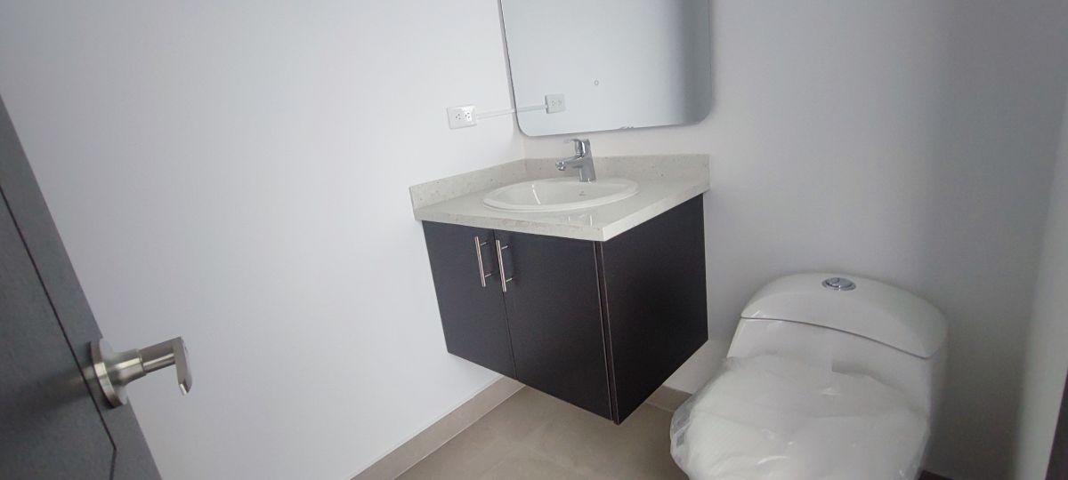 H/ Monteserrin, por Estrenar Departamento 3 Dorm. con Vista — imagen 2