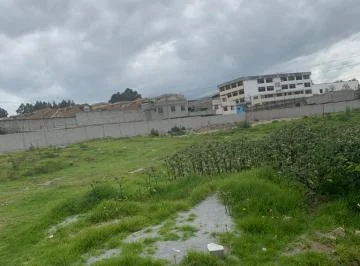 Terreno de Renta Av 6 de Diciembre y Santa Lucia — imagen 3