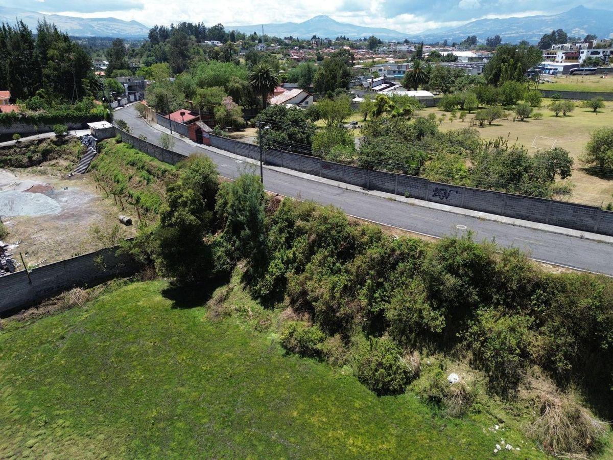 Terreno 7807.50 m² Mirasierra Valle de Los Chillos — imagen 2