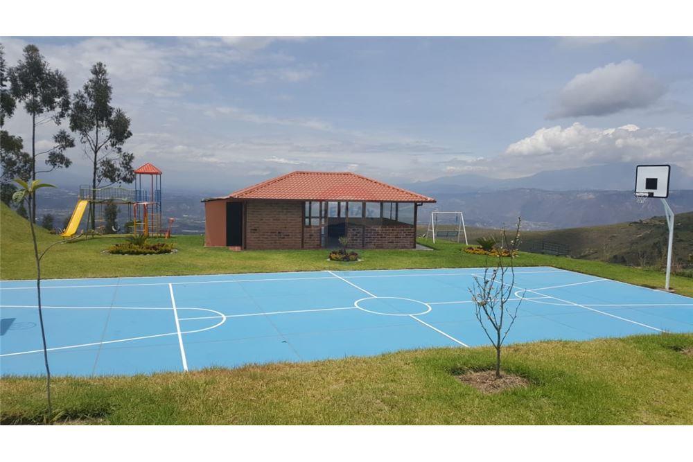 Oportunidad Ultimo Lote de 2093 m² Urb. Privada en Cochasqui, 45 Minutos de Quito — imagen 7
