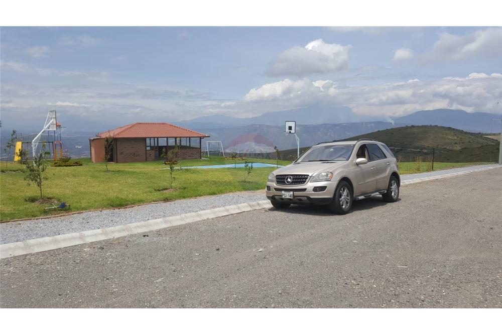 Oportunidad Ultimo Lote de 2093 m² Urb. Privada en Cochasqui, 45 Minutos de Quito — imagen 6